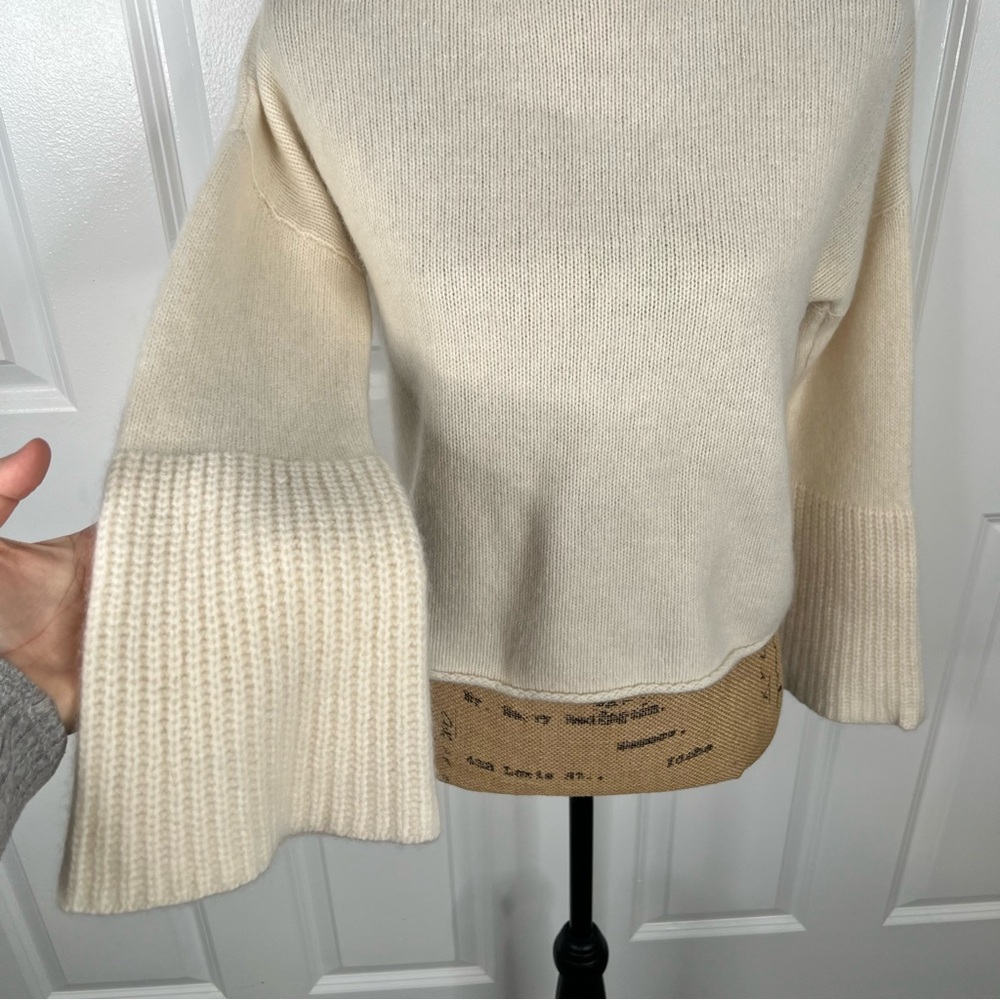 Sz XS Skull Cashmere 100% cashmere sweater with bell sleeves Preloved $395 MSRP - Picture 10 of 11